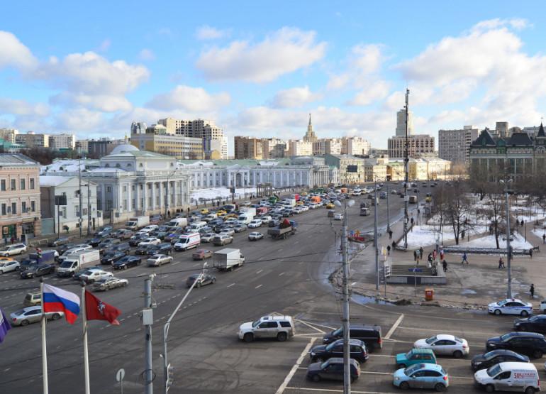 Садовая Галерея: Виды из окон