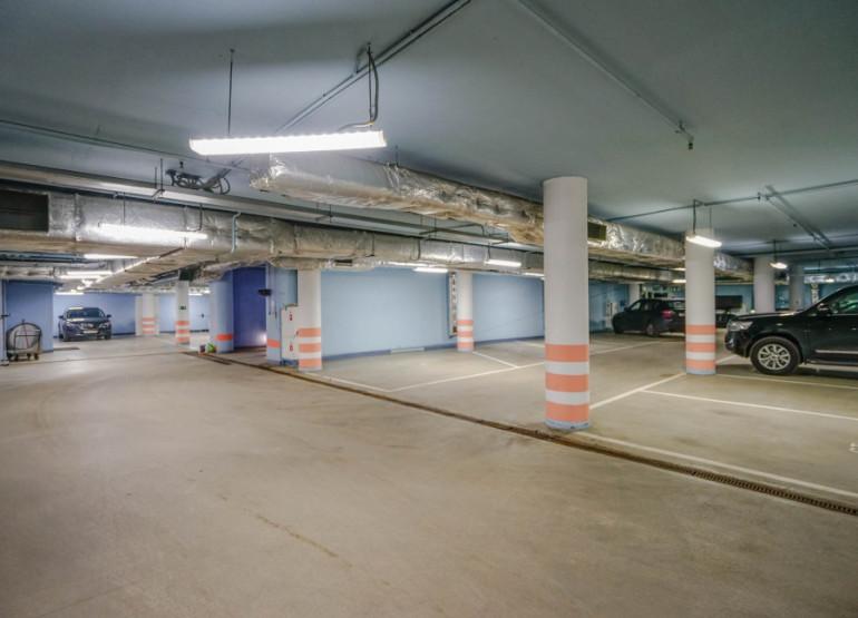 Садовая Галерея: Вид паркинга